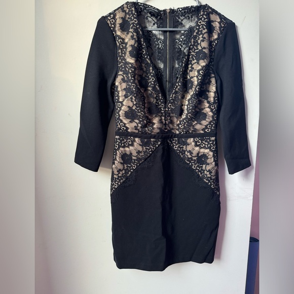 Bebe Lace dress - Picture 1 of 8